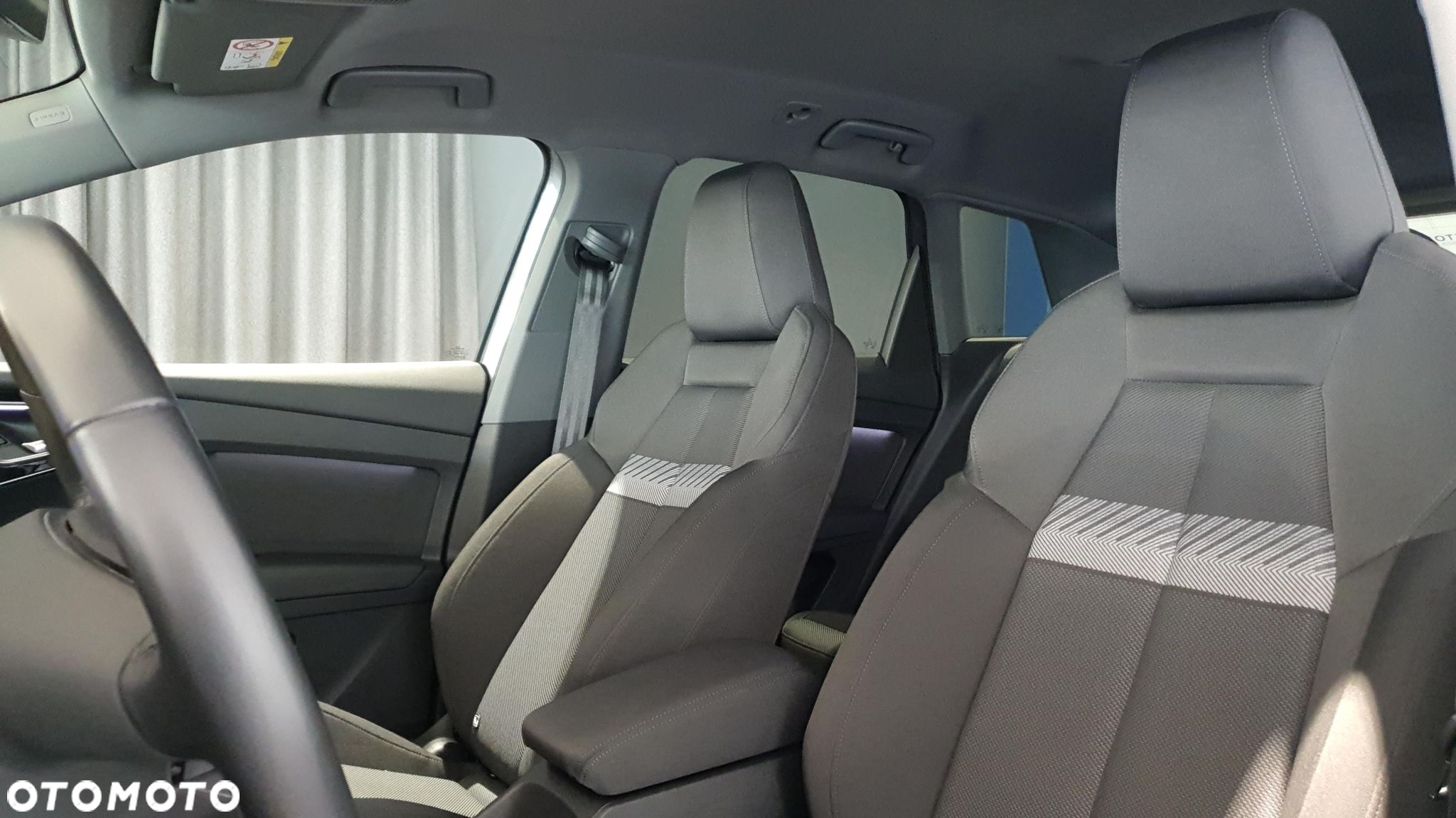 Audi Q4 e-tron - 11