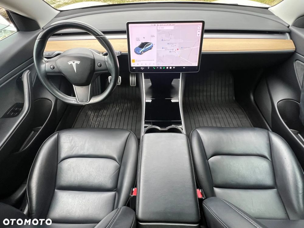 Tesla Model 3 Performance AWD - 18