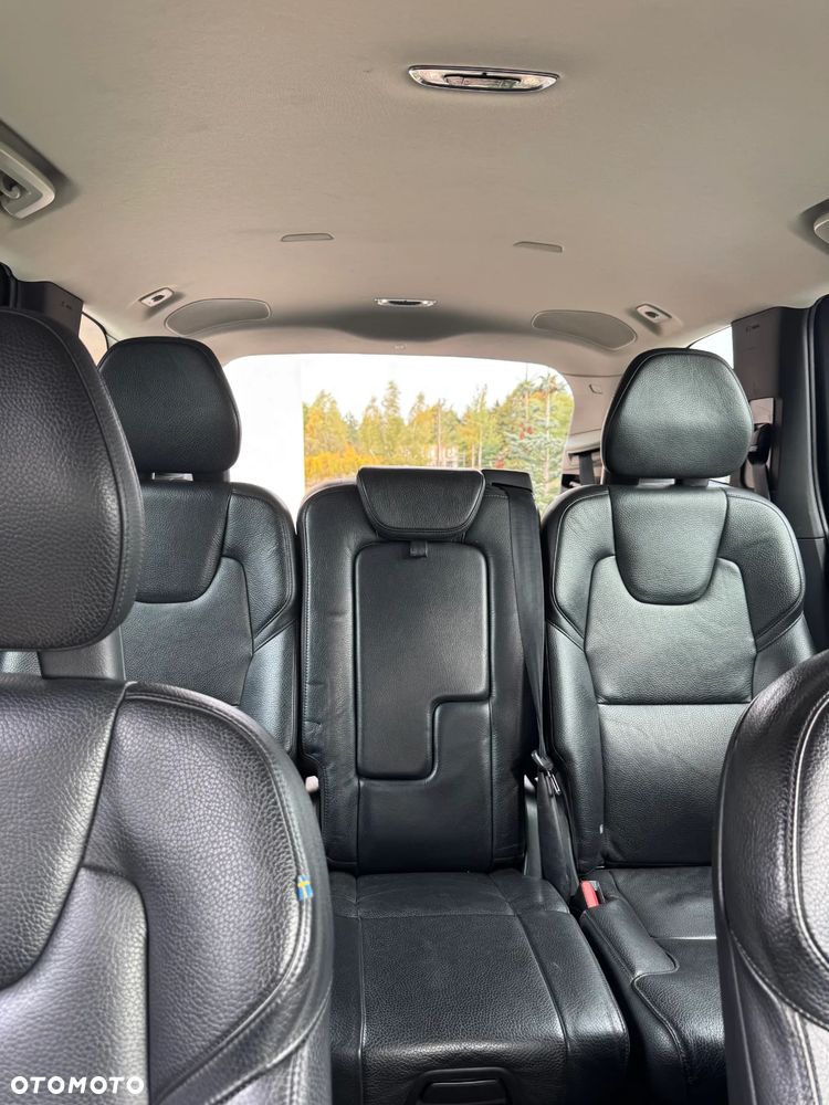 Volvo XC 90 D5 AWD Momentum 7os - 14