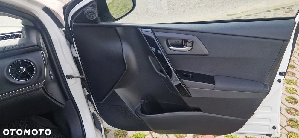 Toyota Auris 1.6 Active - 13