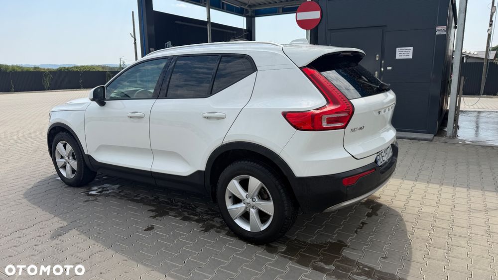 Volvo XC 40 D3 Momentum Pro - 1