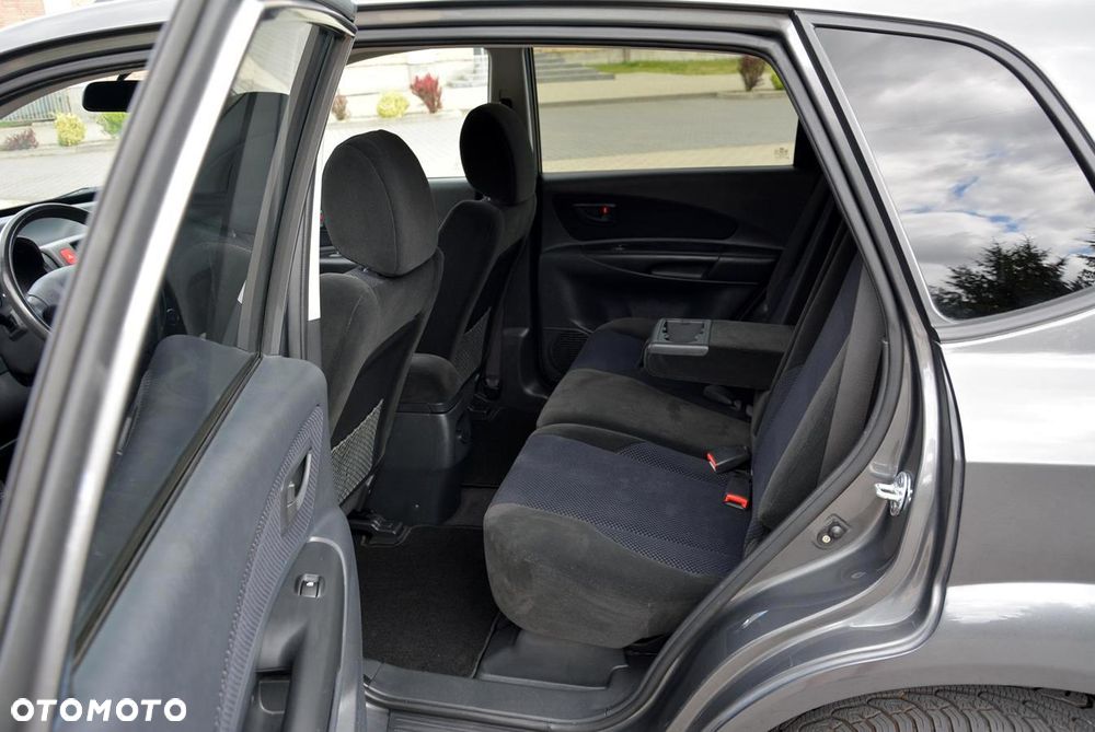 Hyundai Tucson 2.0 2WD Edition Plus - 25