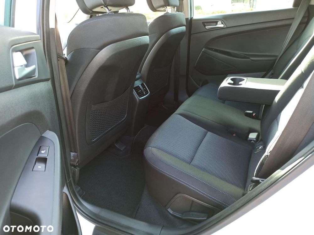 Hyundai Tucson blue 1.7 CRDi 2WD Advantage - 10