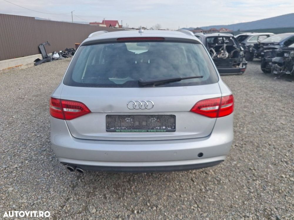 Dezmembrez Audi A4 B8,5 2.0 tdi cod motor CJCD 150cp cod culoare LX7W - 2
