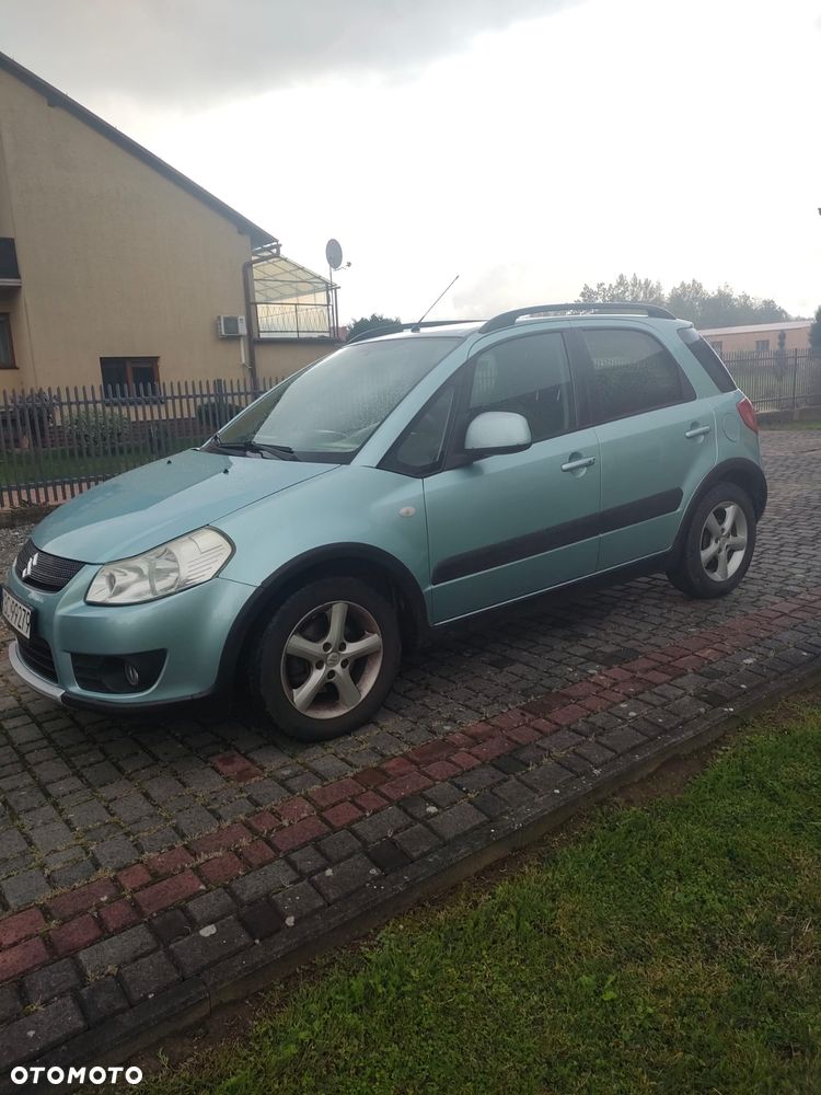 Suzuki SX4 - 1