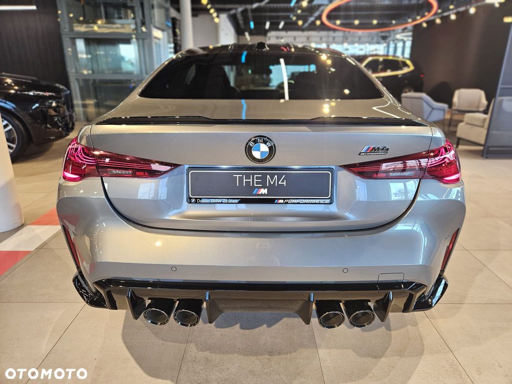 BMW M4 - 4