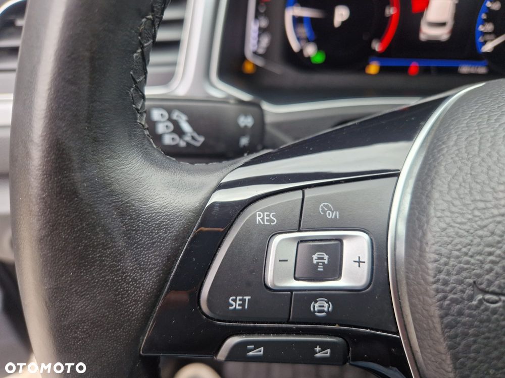 Volkswagen T-Roc 2.0 TDI SCR DSG ACTIVE - 15