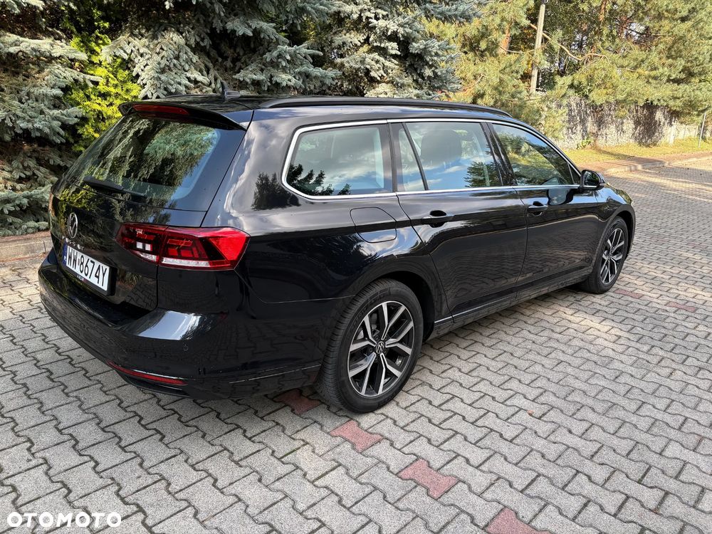 Volkswagen Passat - 4