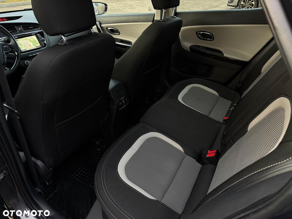 Kia Ceed 1.6 GDI DCT Platinum Edition - 23