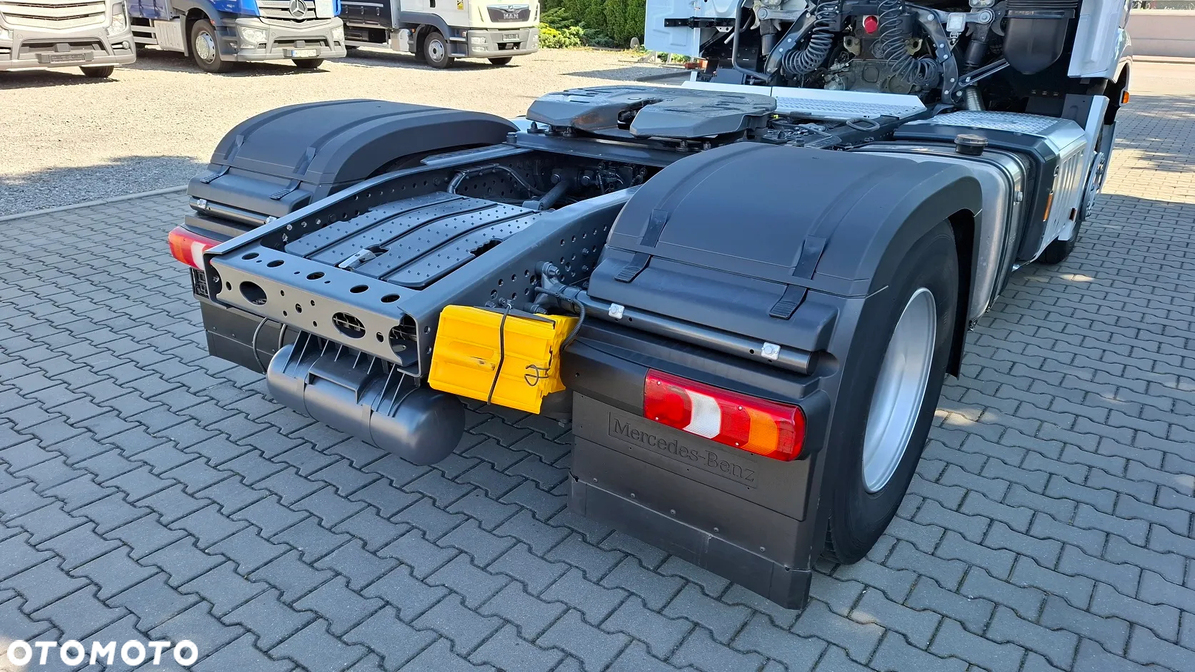 Mercedes-Benz ACTROS 1842 LS  / STANDARD / HYDRAULIKA DO WYWROTU / SALON PL / JAK NOWY / - 20