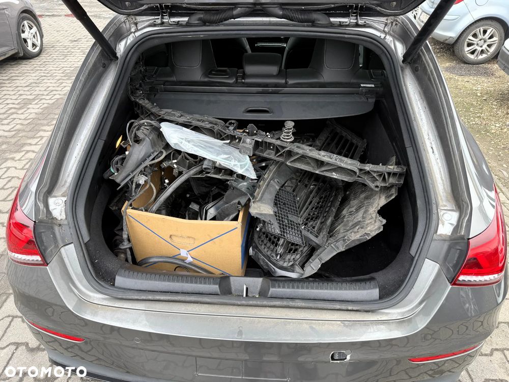 Mercedes-Benz CLA 200 7G-DCT Edition AMG Line - 19