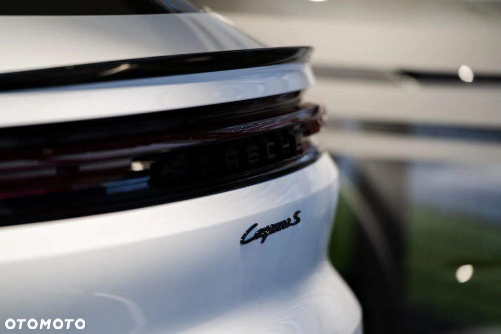 Porsche Cayenne - 25