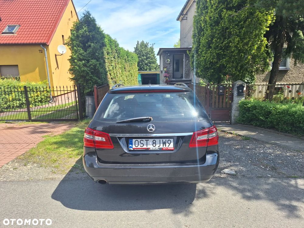 Mercedes-Benz Klasa E 250 CGI BlueEffICIENCY Avantgarde - 6