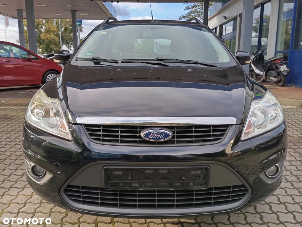 Ford Focus Turnier 1.6 16V Ambiente - 23