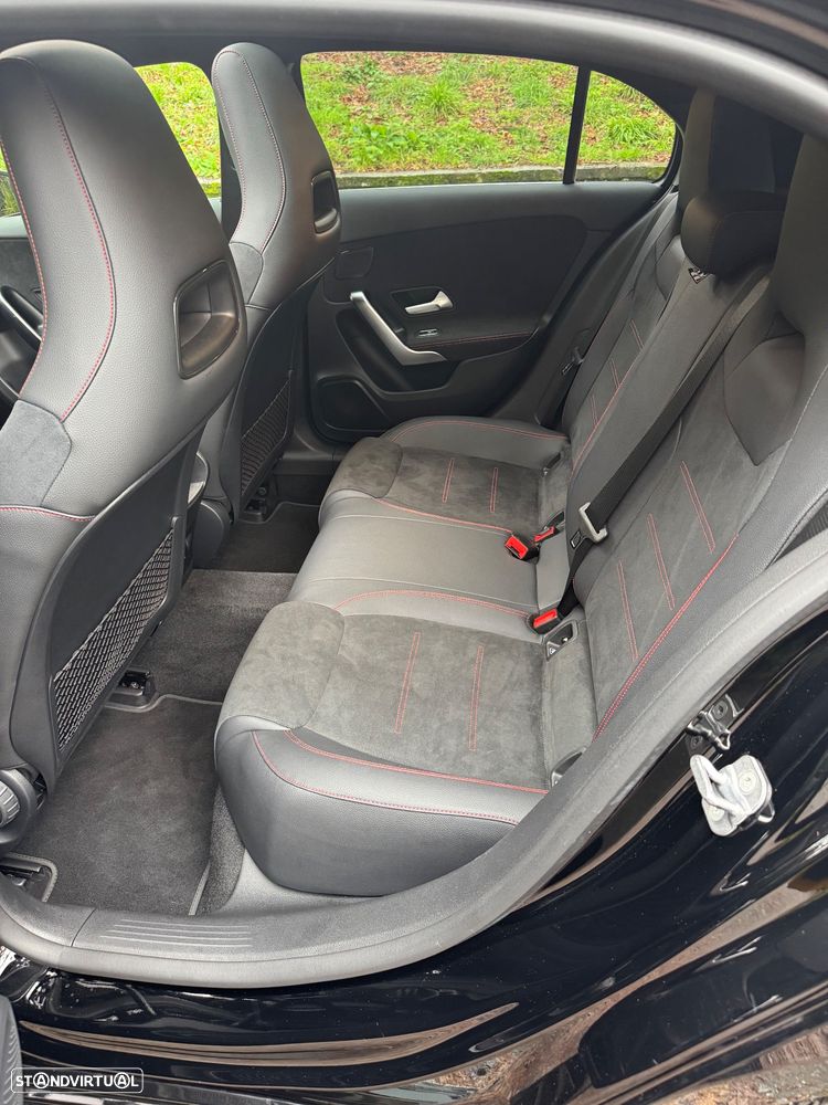Mercedes-Benz A 250 e 8G-DCT Edition AMG Line - 43