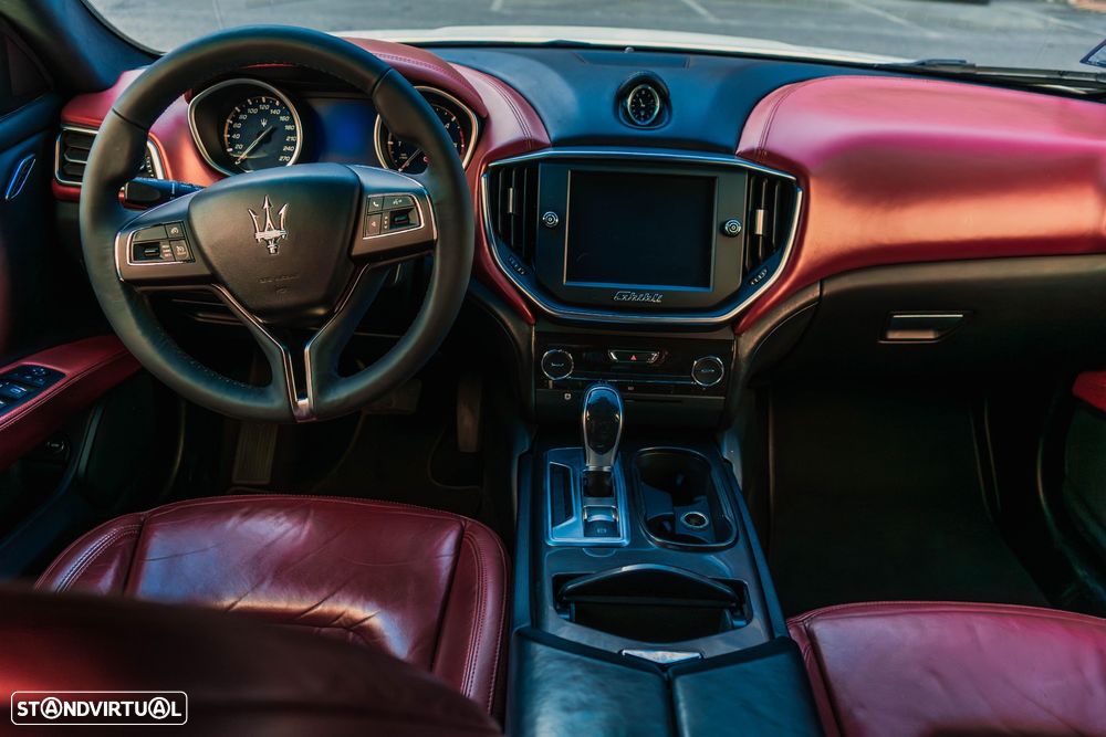 Maserati Ghibli 3.0 V6 - 18