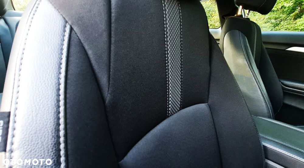 Honda Civic 2.0 i-VTEC LX CVT - 34