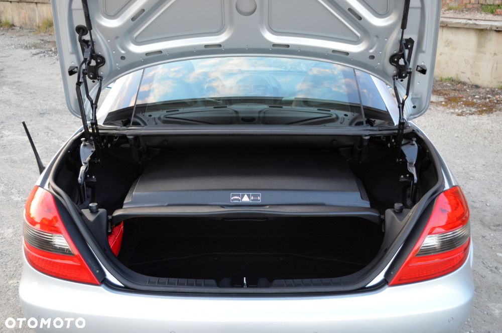 Mercedes-Benz SLK - 36