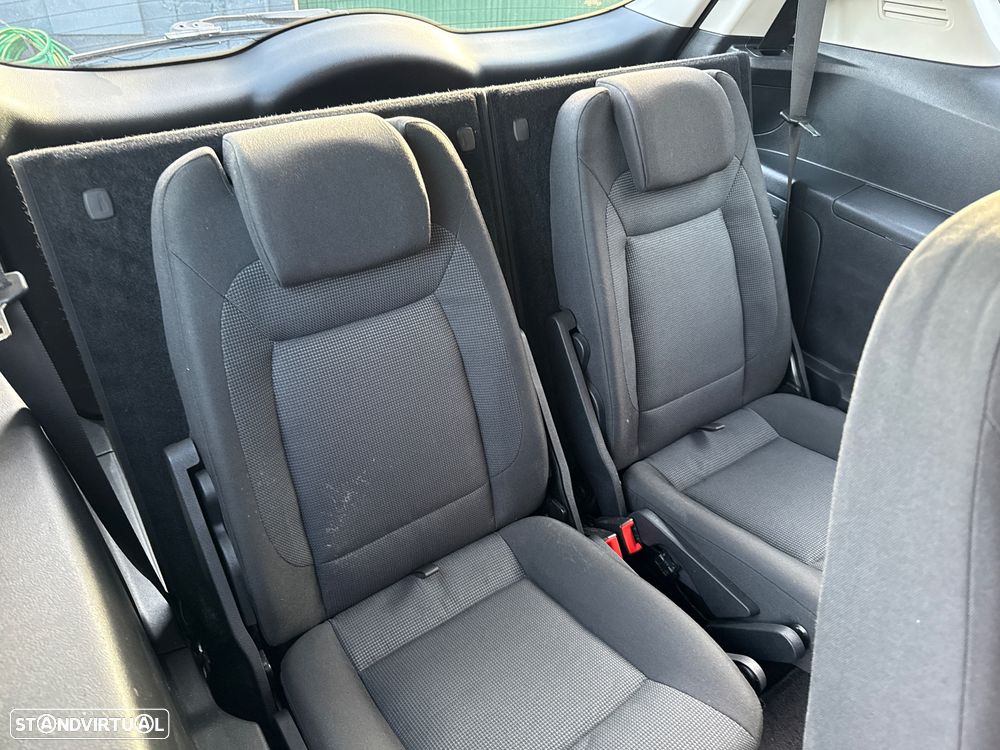 Ford S-Max 1.8 TDCi Titanium 7L - 20