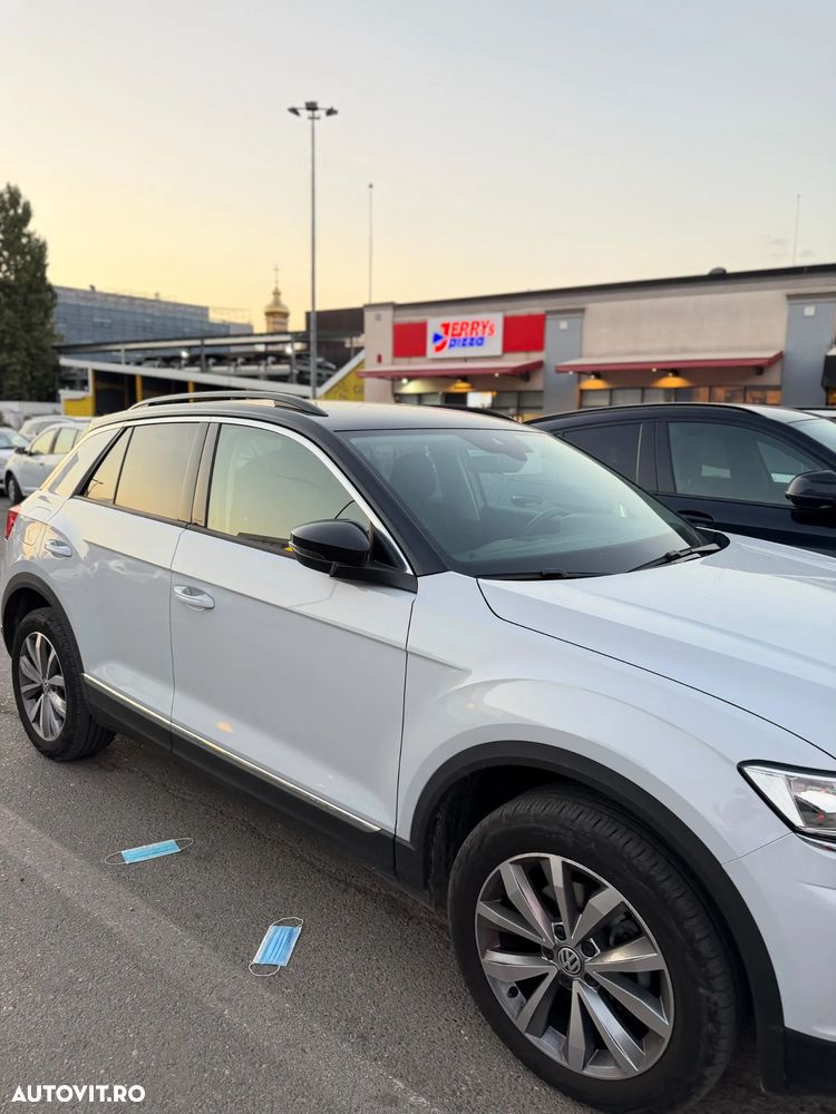 Volkswagen T-Roc 1.5 TSI DSG Design - 1