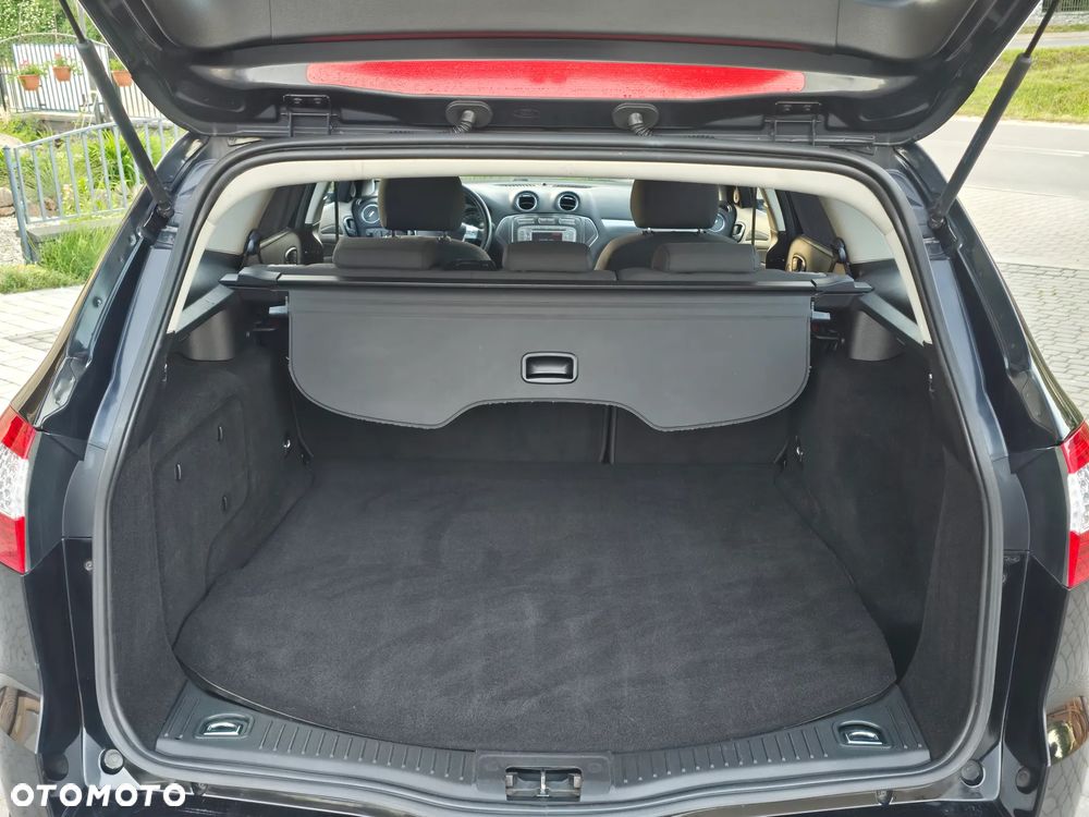 Ford Mondeo 2.0 Viva Titanium - 19