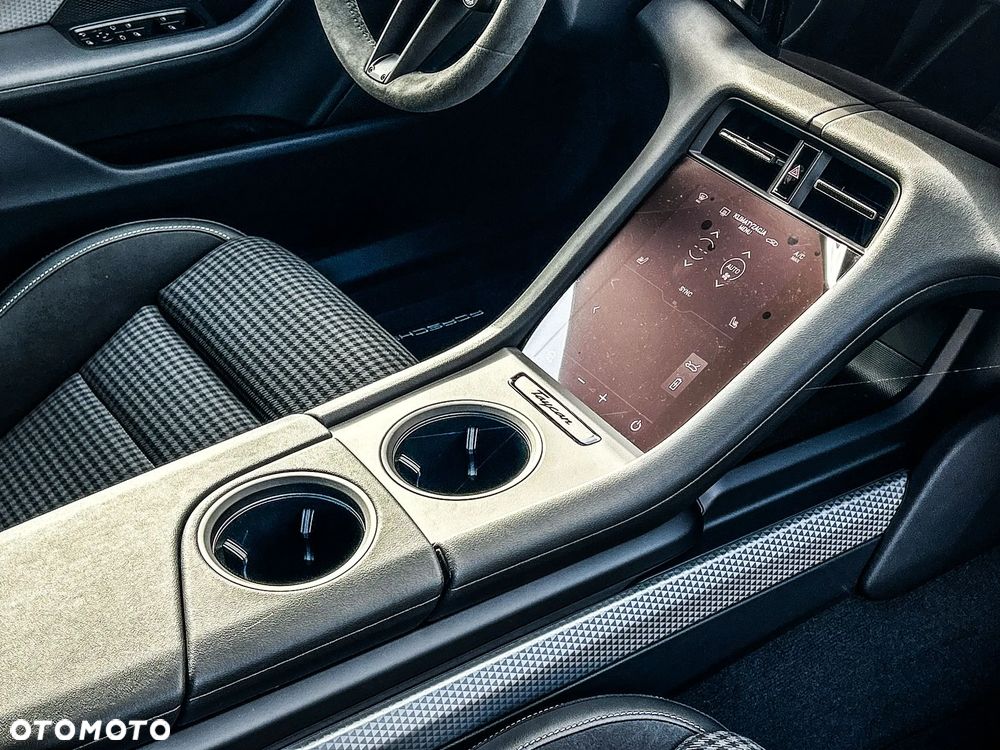 Porsche Taycan 105kWh 4S Performance Plus - 18