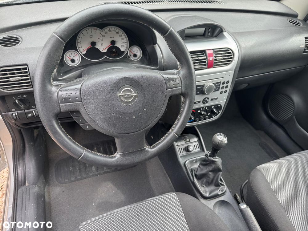 Opel Corsa - 16