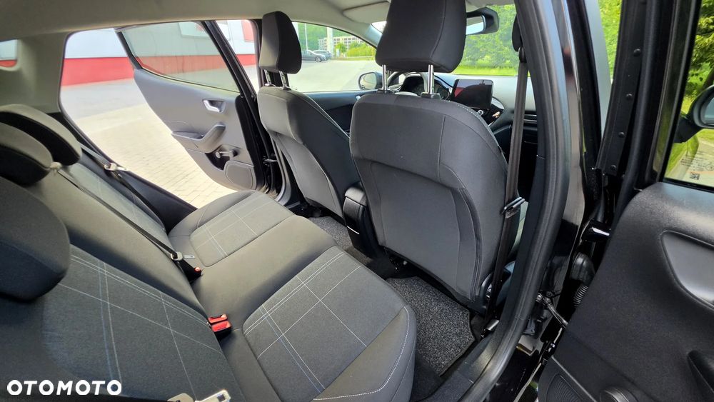 Ford Fiesta 1.0 EcoBoost Titanium - 35