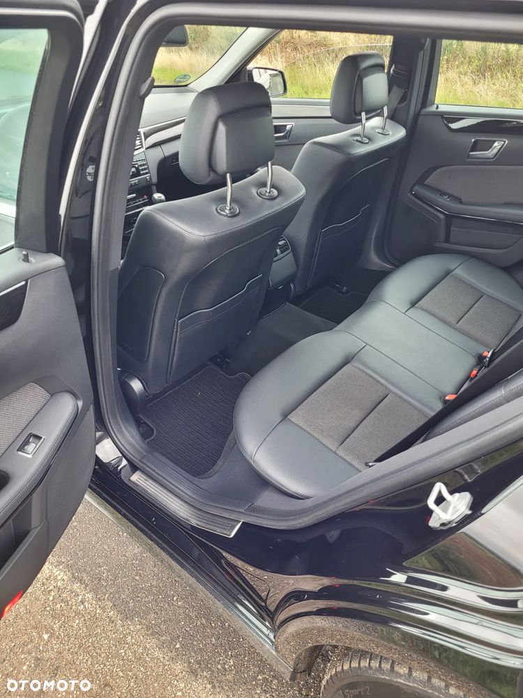 Mercedes-Benz Klasa E 200 CGI BlueEffICIENCY Avantgarde - 5