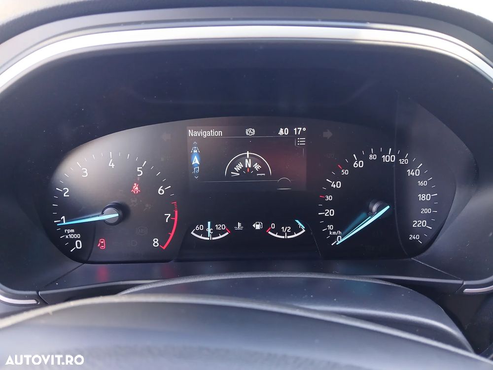 Ford Focus 1.0 EcoBoost Connected - 32