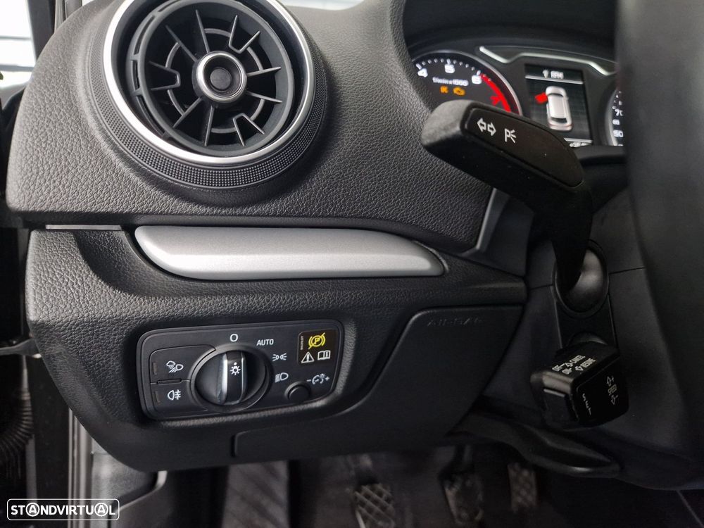 Audi A3 Sportback 1.0 TFSI - 19