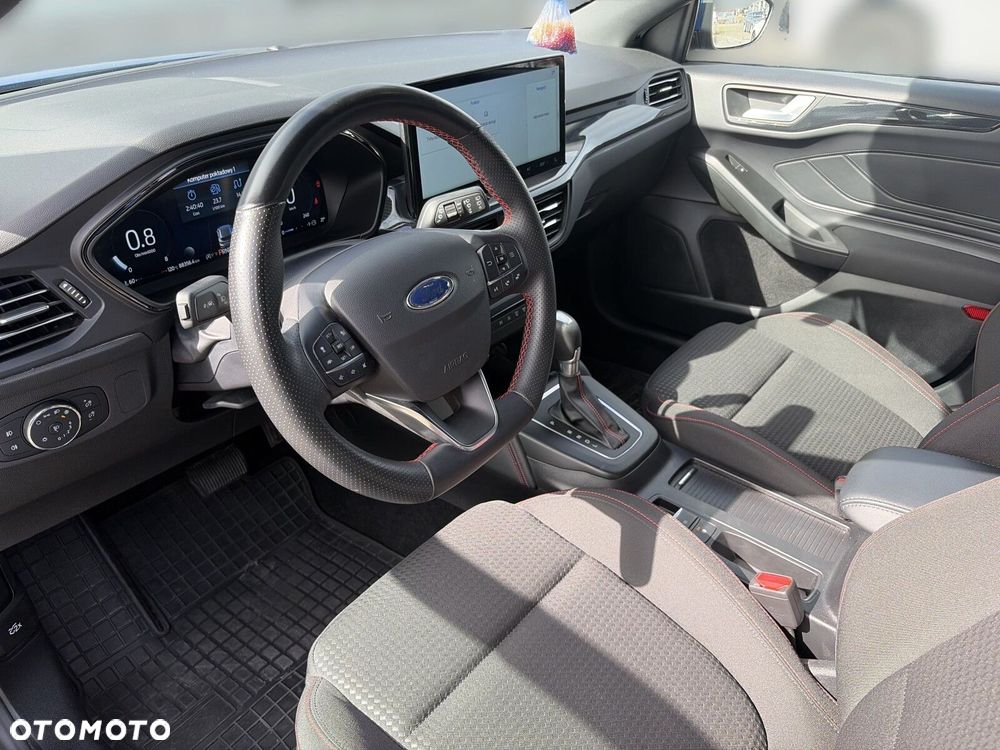 Ford Focus - 10