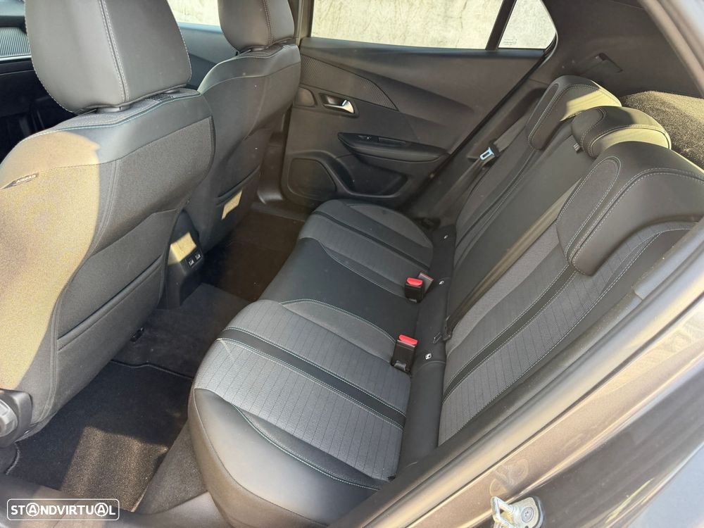Peugeot 2008 PureTech 100 Allure - 13