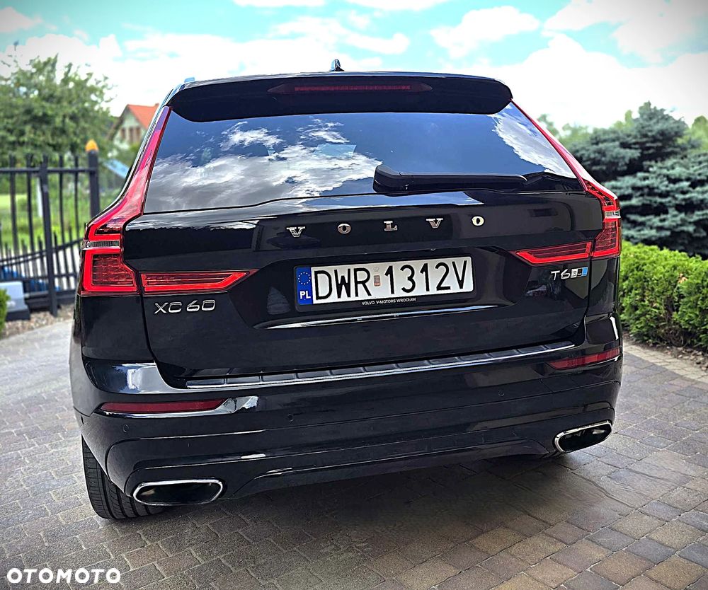 Volvo XC 60 T6 AWD R-Design - 3