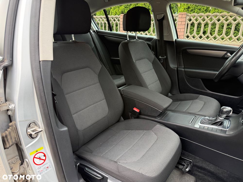Volkswagen Passat 1.8 TSI Comfortline DSG - 19
