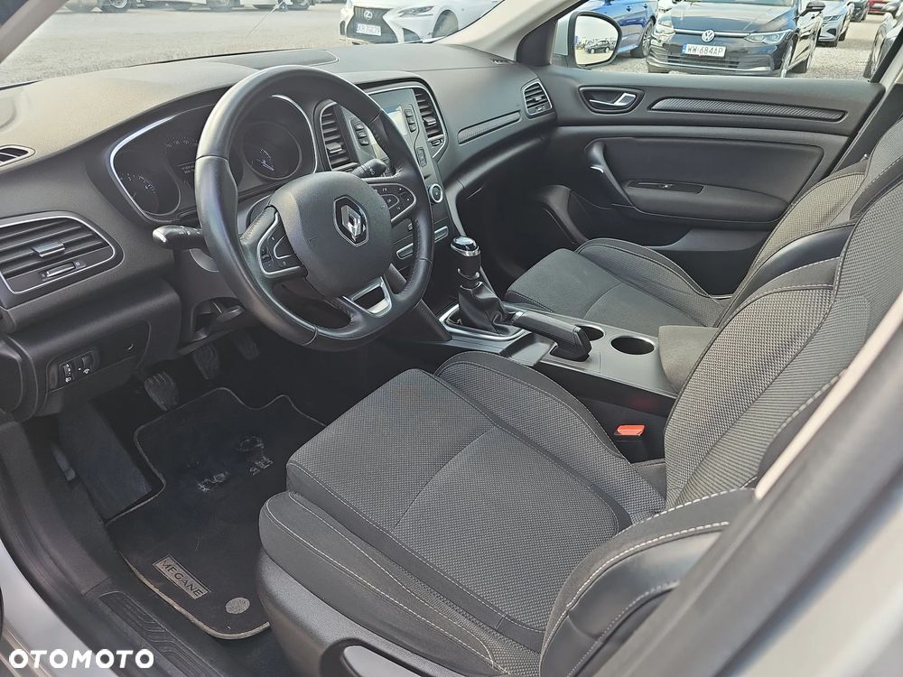 Renault Megane 1.5 Blue dCi Business - 10