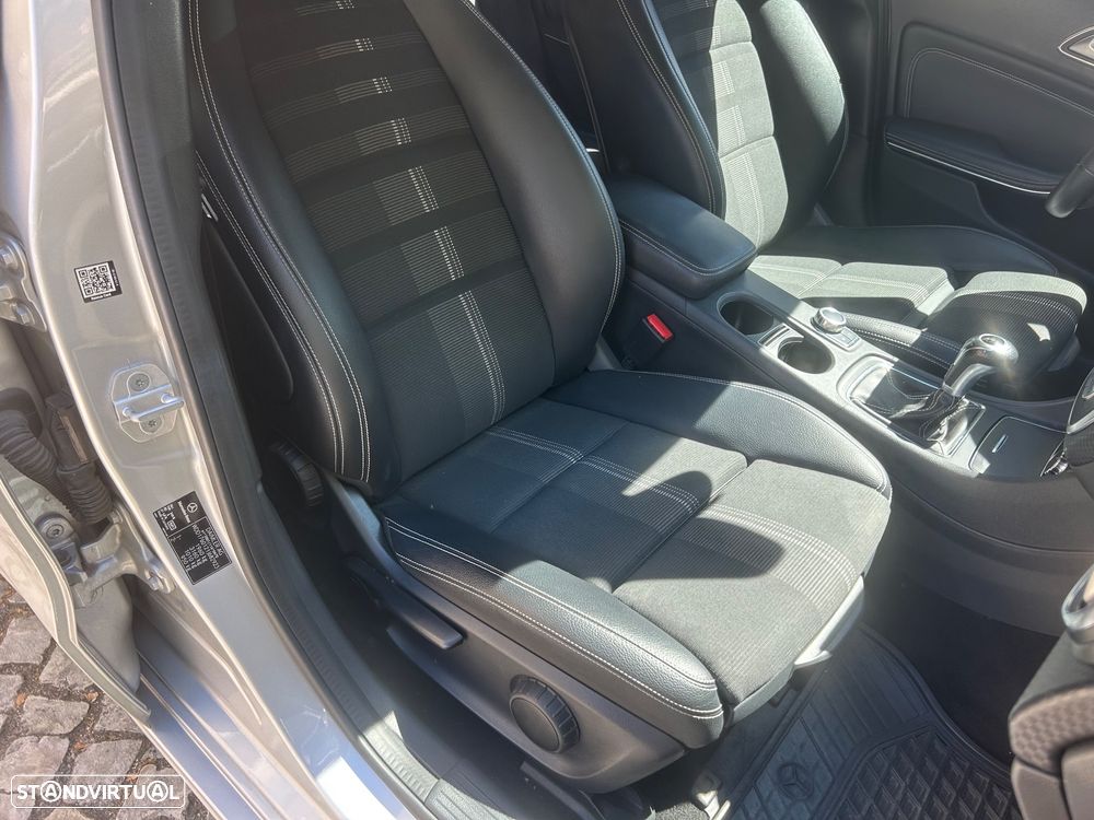 Mercedes-Benz A 180 d Urban - 16