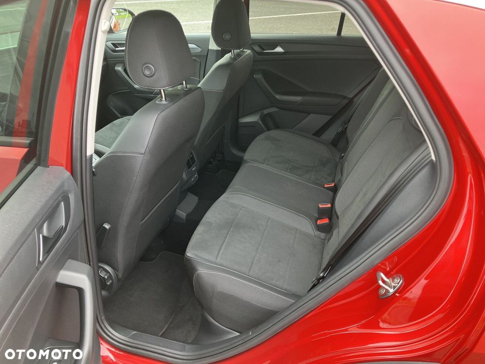 Volkswagen T-Roc - 23