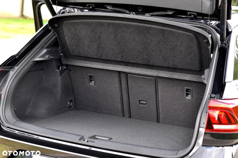 Volkswagen T-Roc 1.5 TSI OPF R-Line - 17