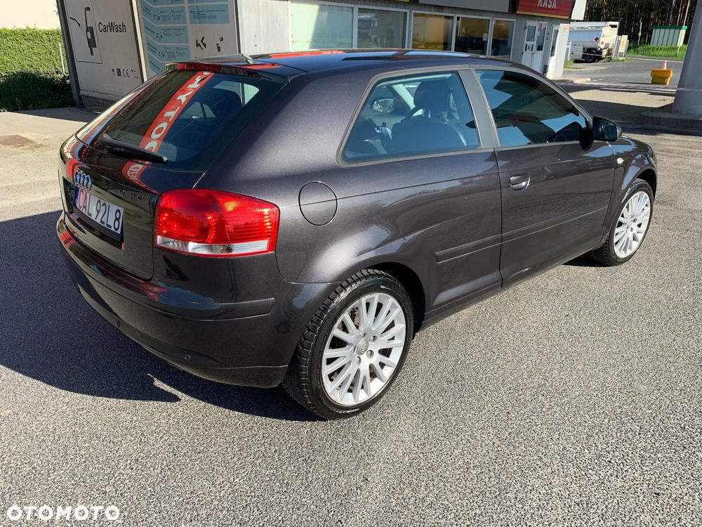 Audi A3 3-drzwiowe 1.6 Ambiente - 3