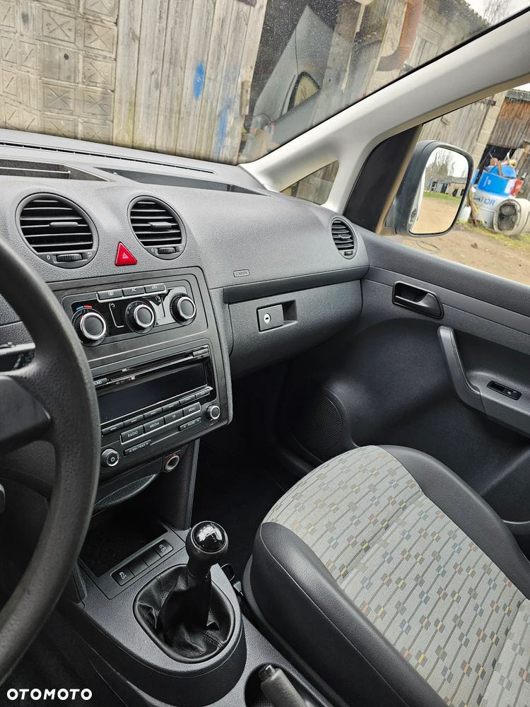 Volkswagen Caddy - 11