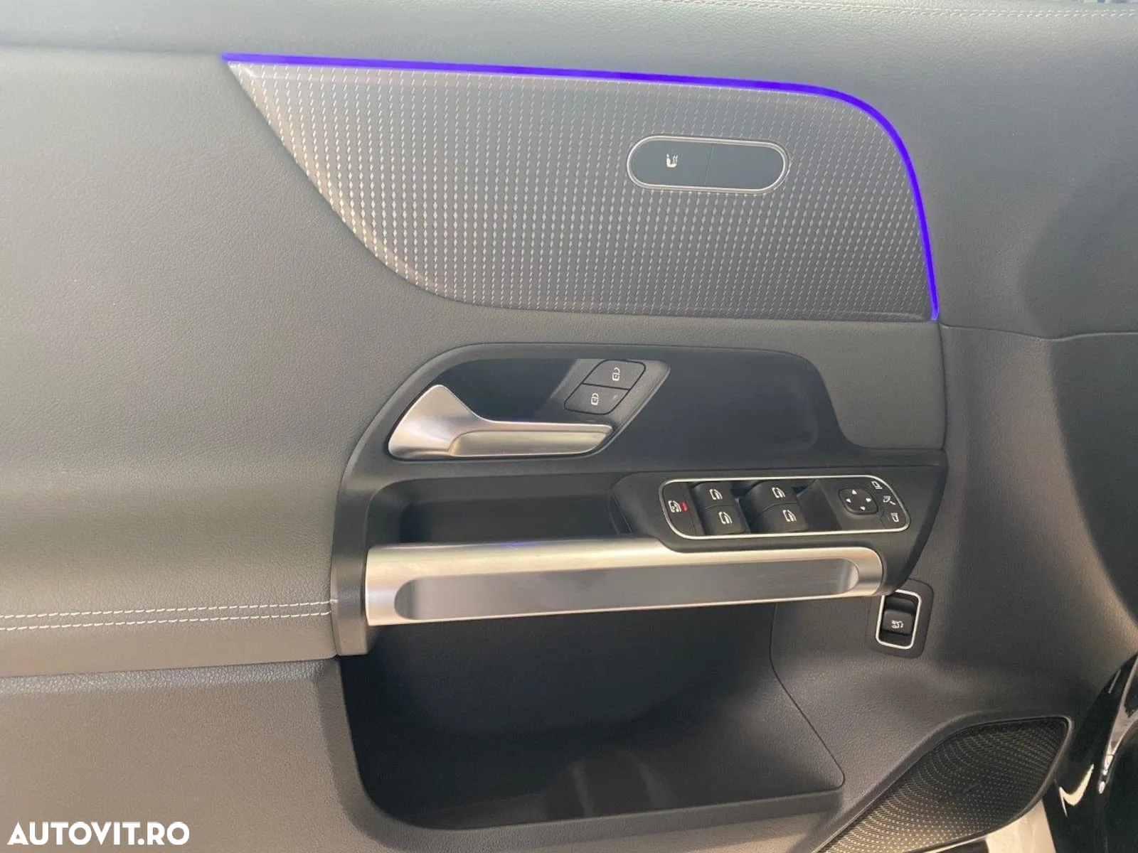 Mercedes-Benz EQB 300 4Matic Electric Art - 8