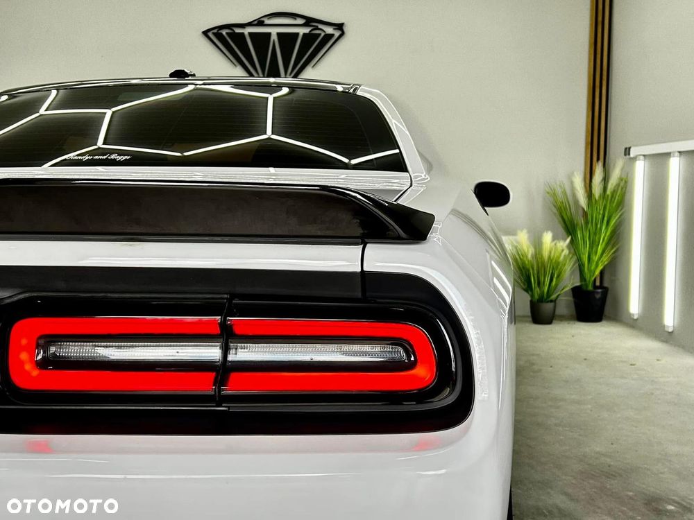 Dodge Challenger 5.7 R/T - 9