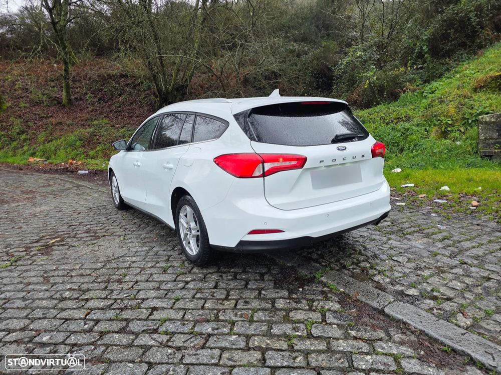 Ford Focus SW 1.5 EcoBlue S&S TITANIUM - 6