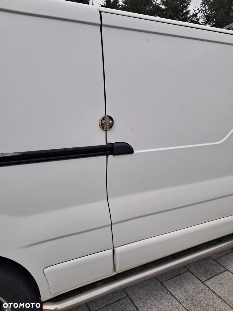 Opel Vivaro - 14