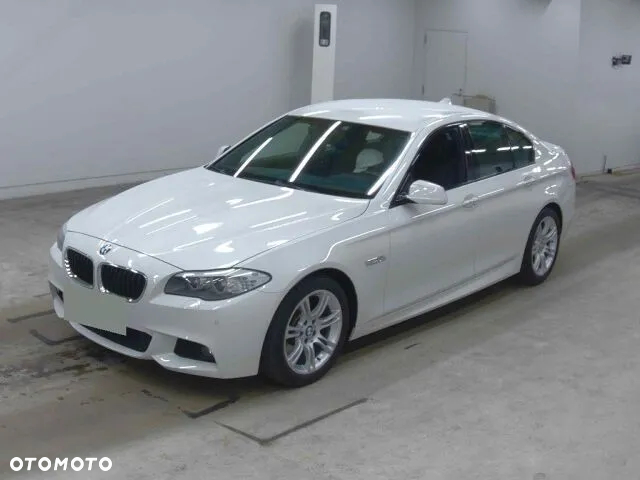 BMW Seria 5 528i Sport-Aut - 11