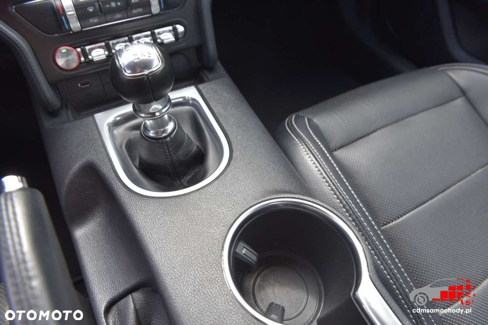 Ford Mustang 5.0 V8 GT - 31