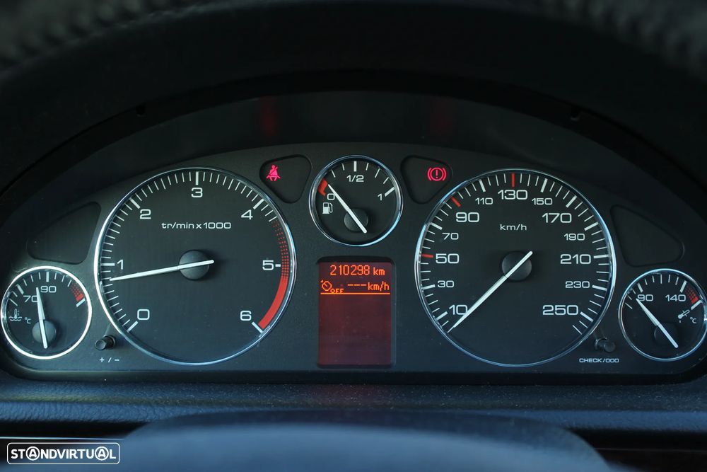 Peugeot 407 SW 1.6 HDi Premium - 13