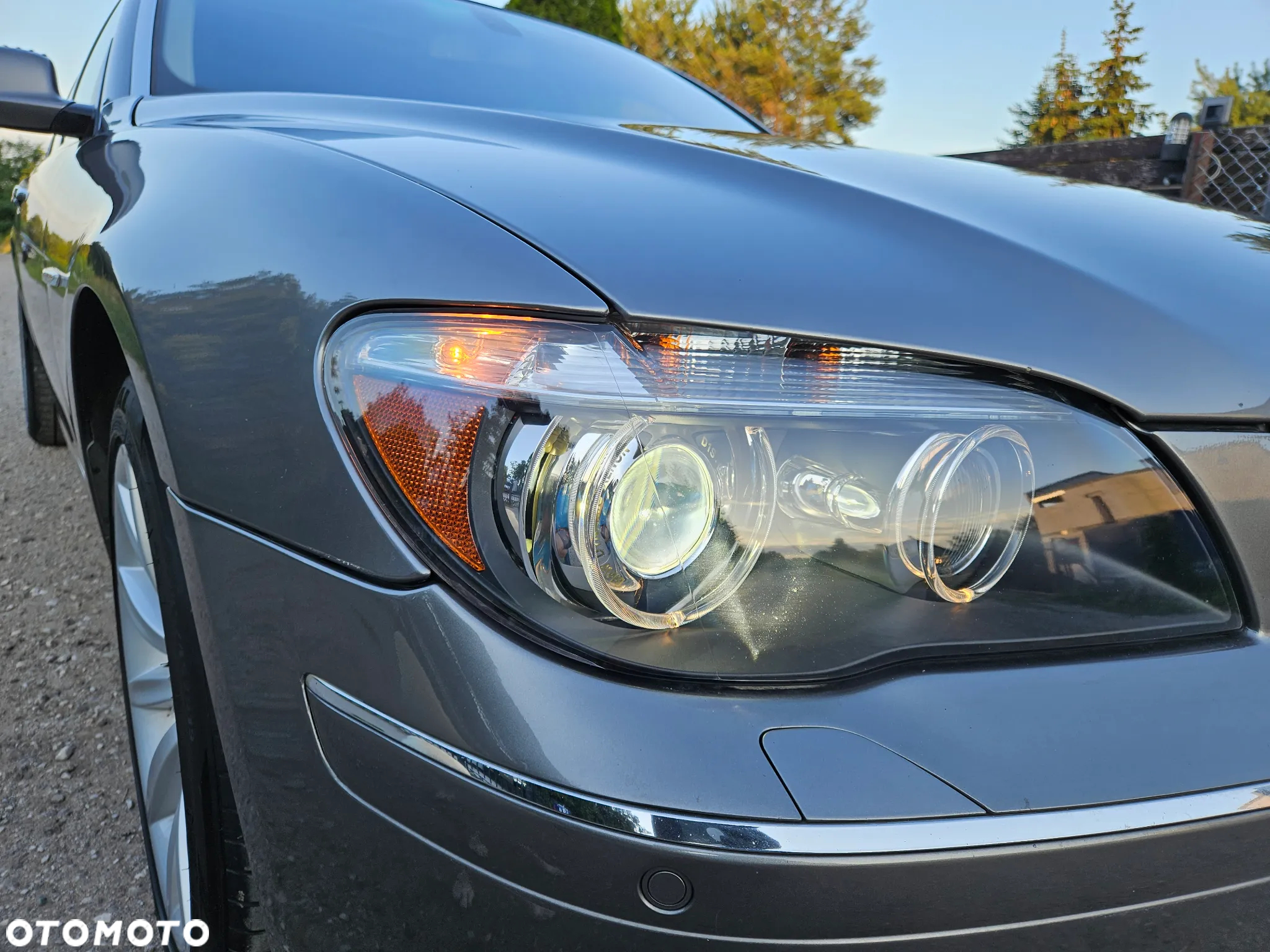BMW Seria 7 750Li - 24
