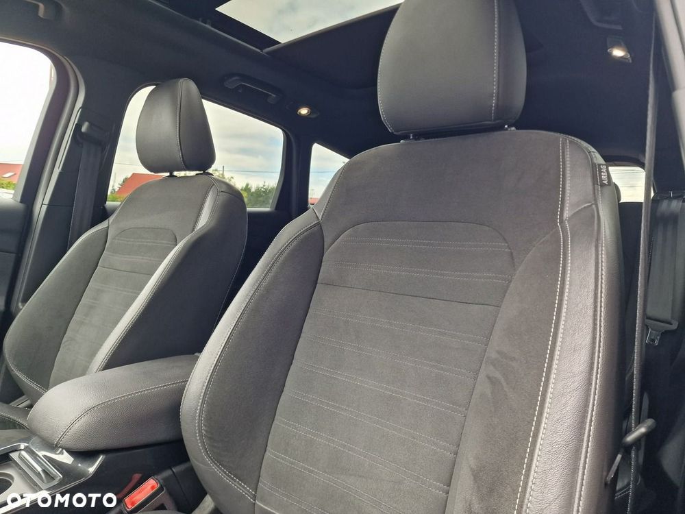Ford Kuga 1.5 EcoBoost 2x4 ST-Line - 19